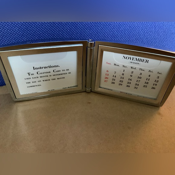 VERY UNIQUE PERPETUAL CALENDAR. CUNY. - Picture 3 of 9